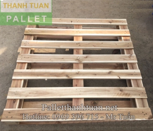 Pallet Gỗ 4 Hướng Nâng Tải Trọng 1 Tấn