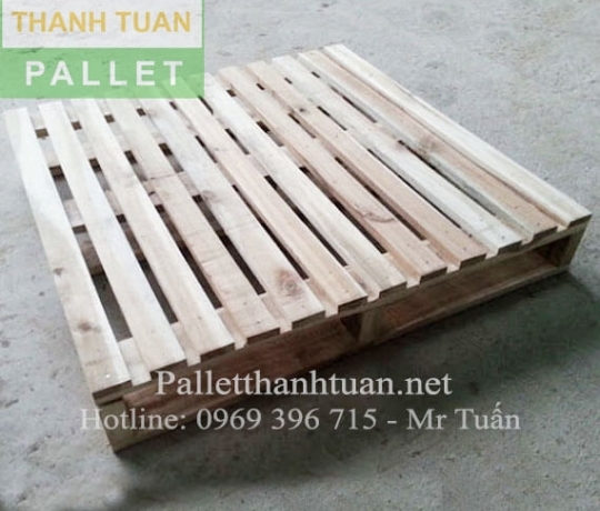 Pallet Gỗ 4 Hướng Nâng Tải Trọng 3.5 Tấn