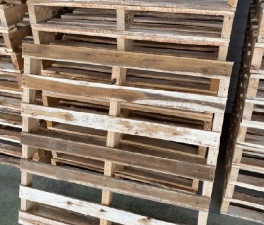 PALLET GỖ TRÀM 